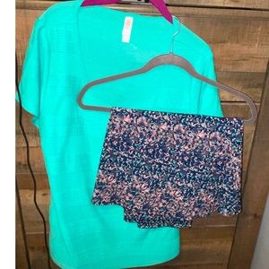 LulaRoe XL Classic T and L Azure skirt